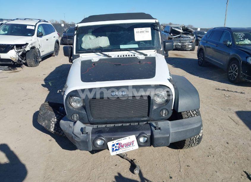 Photo 12 of 2017 Jeep Wrangler UNLIMITED BIG BEAR 4X4 (VIN 1C4BJWDG8HL612523)