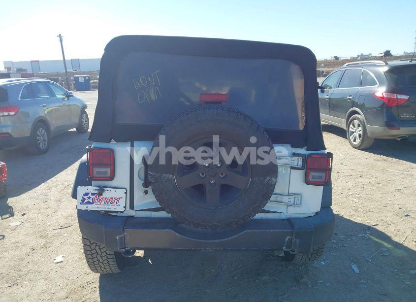 Photo 16 of 2017 Jeep Wrangler UNLIMITED BIG BEAR 4X4 (VIN 1C4BJWDG8HL612523)