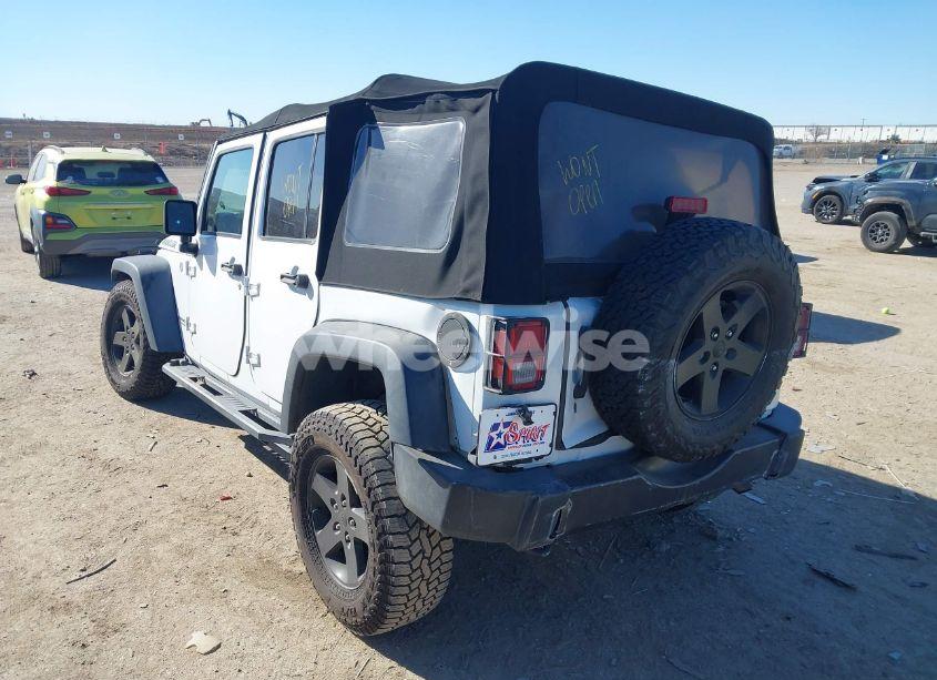 Photo 3 of 2017 Jeep Wrangler UNLIMITED BIG BEAR 4X4 (VIN 1C4BJWDG8HL612523)