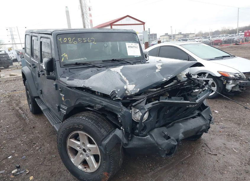 Photo 6 of 2017 Jeep Wrangler UNLIMITED SPORT 4X4 (VIN 1C4BJWDG8HL617236)