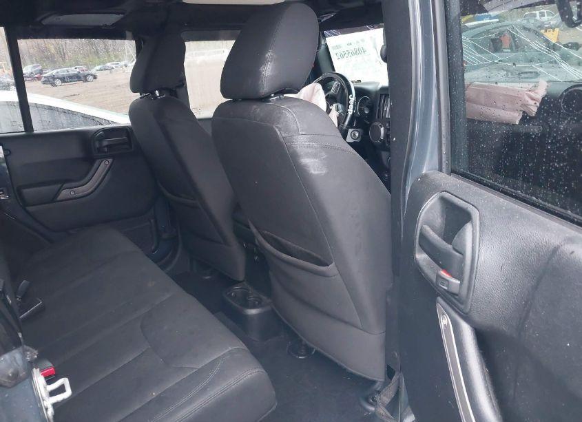 Photo 8 of 2017 Jeep Wrangler UNLIMITED SPORT 4X4 (VIN 1C4BJWDG8HL617236)