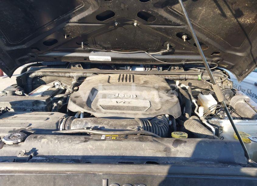 Photo 10 of 2017 Jeep Wrangler UNLIMITED BIG BEAR 4X4 (VIN 1C4BJWDG8HL695760)