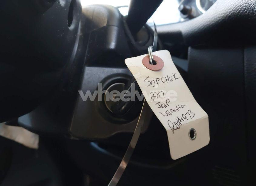 Photo 11 of 2017 Jeep Wrangler UNLIMITED BIG BEAR 4X4 (VIN 1C4BJWDG8HL695760)