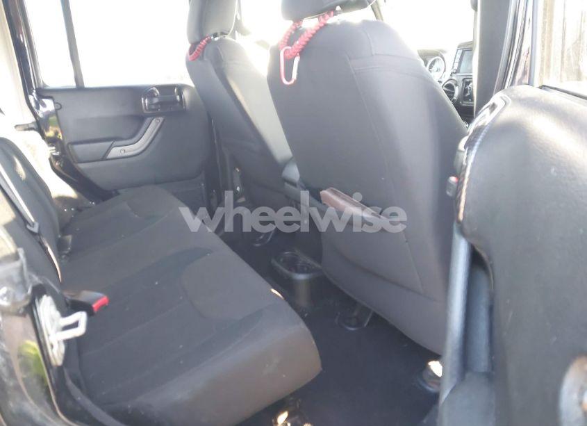 Photo 8 of 2017 Jeep Wrangler UNLIMITED BIG BEAR 4X4 (VIN 1C4BJWDG8HL695760)