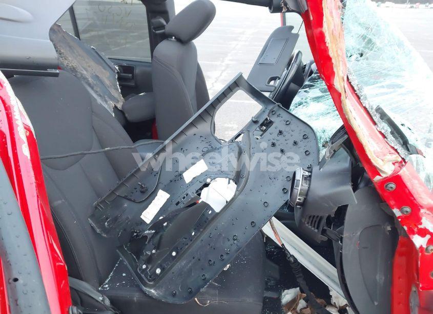 Photo 5 of 2017 Jeep Wrangler UNLIMITED SPORT 4X4 (VIN 1C4BJWDG8HL731785)