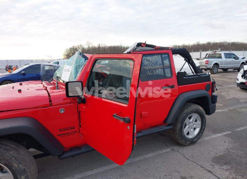 Photo 6 of 2017 Jeep Wrangler UNLIMITED SPORT 4X4 (VIN 1C4BJWDG8HL731785)