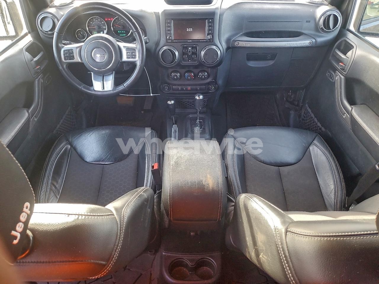 Photo 8 of 2018 JEEP WRANGLER UNLIMITED SPORT (VIN 1C4BJWDG8JL809777)