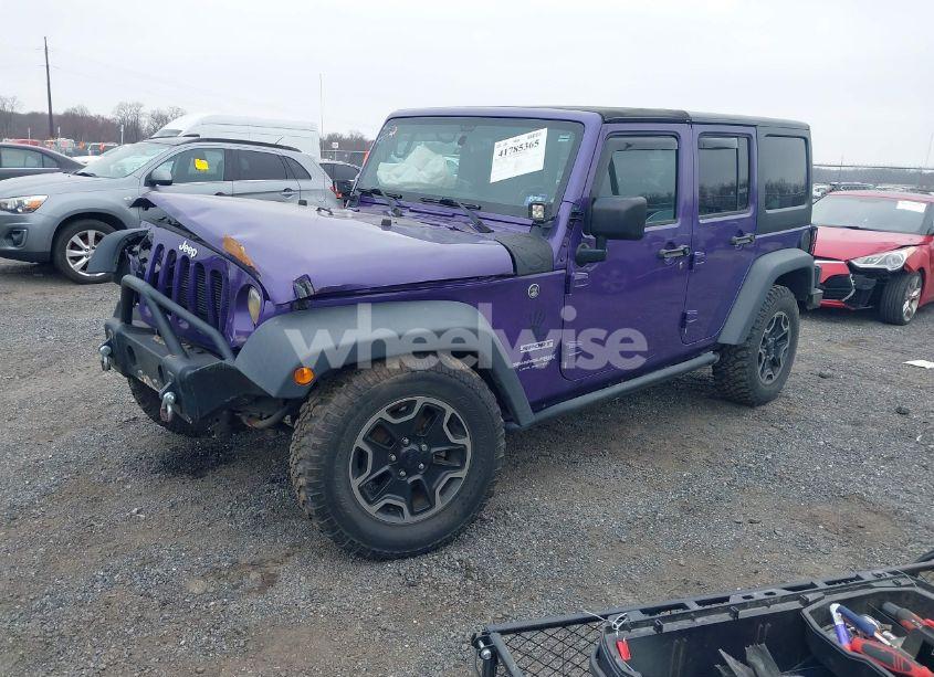 Photo 2 of 2018 Jeep Wrangler JK UNLIMITED SPORT S 4X4 (VIN 1C4BJWDG8JL828832)
