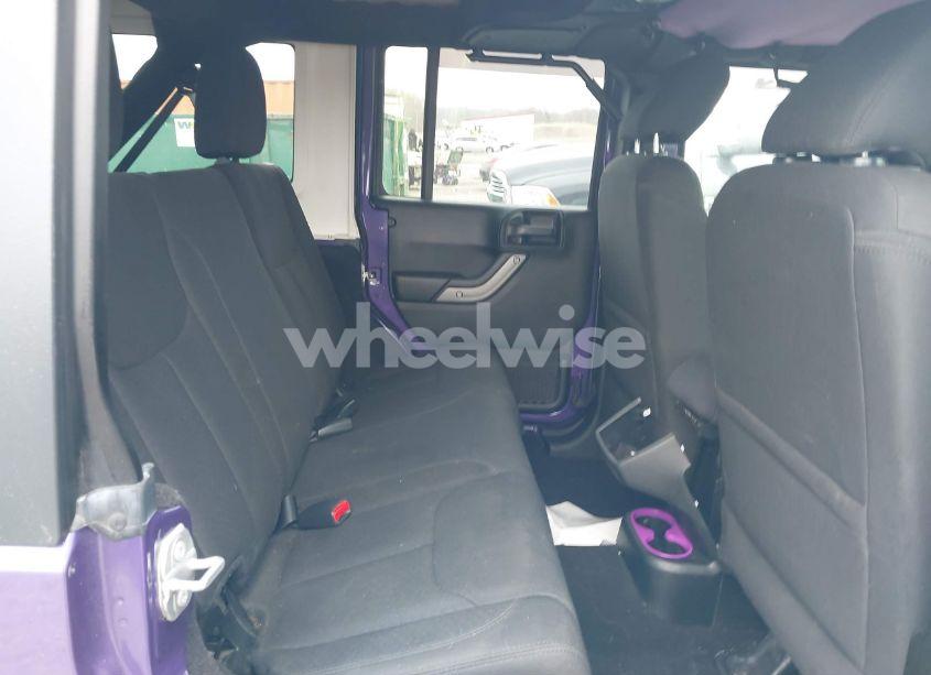 Photo 8 of 2018 Jeep Wrangler JK UNLIMITED SPORT S 4X4 (VIN 1C4BJWDG8JL828832)