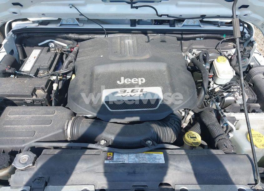 Photo 10 of 2012 Jeep Wrangler UNLIMITED SPORT (VIN 1C4BJWDG9CL111827)