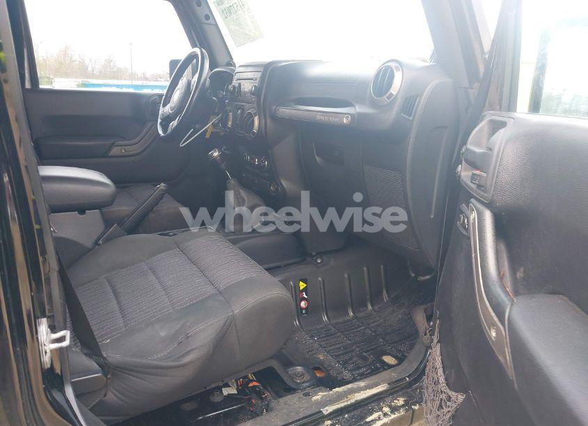 Photo 5 of 2012 Jeep Wrangler UNLIMITED SPORT (VIN 1C4BJWDG9CL136081)