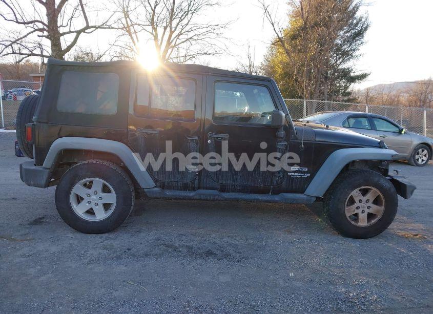 Photo 14 of 2012 Jeep Wrangler UNLIMITED SPORT (VIN 1C4BJWDG9CL138994)