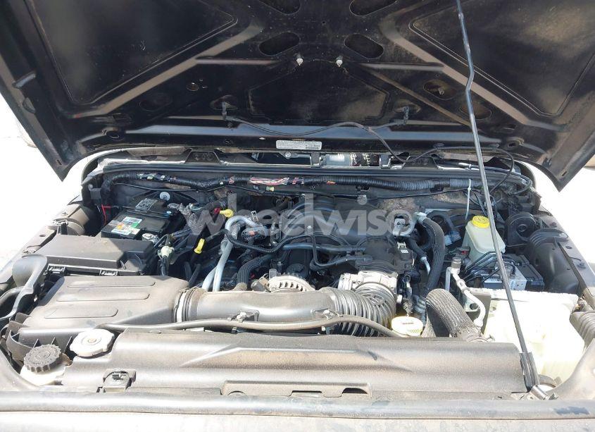 Photo 10 of 2013 Jeep Wrangler UNLIMITED SPORT (VIN 1C4BJWDG9DL569109)