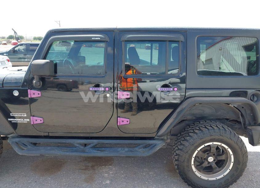 Photo 14 of 2013 Jeep Wrangler UNLIMITED SPORT (VIN 1C4BJWDG9DL569109)