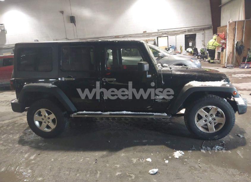 Photo 13 of 2013 Jeep Wrangler UNLIMITED SPORT (VIN 1C4BJWDG9DL623024)