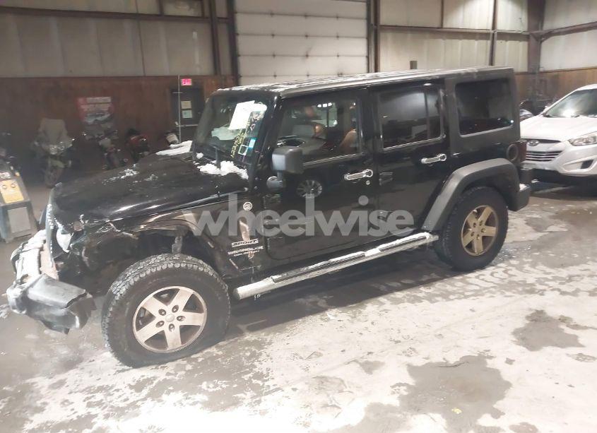 Photo 2 of 2013 Jeep Wrangler UNLIMITED SPORT (VIN 1C4BJWDG9DL623024)