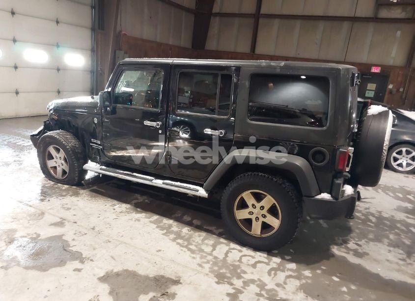 Photo 3 of 2013 Jeep Wrangler UNLIMITED SPORT (VIN 1C4BJWDG9DL623024)