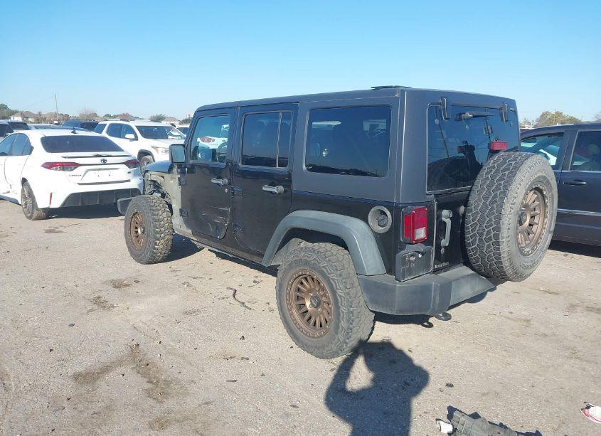 Photo 3 of 2013 Jeep Wrangler UNLIMITED SPORT (VIN 1C4BJWDG9DL673874)