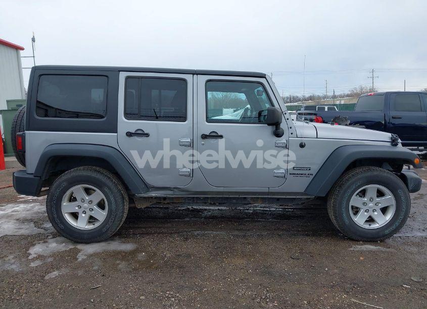 Photo 13 of 2014 Jeep Wrangler UNLIMITED SPORT (VIN 1C4BJWDG9EL313957)