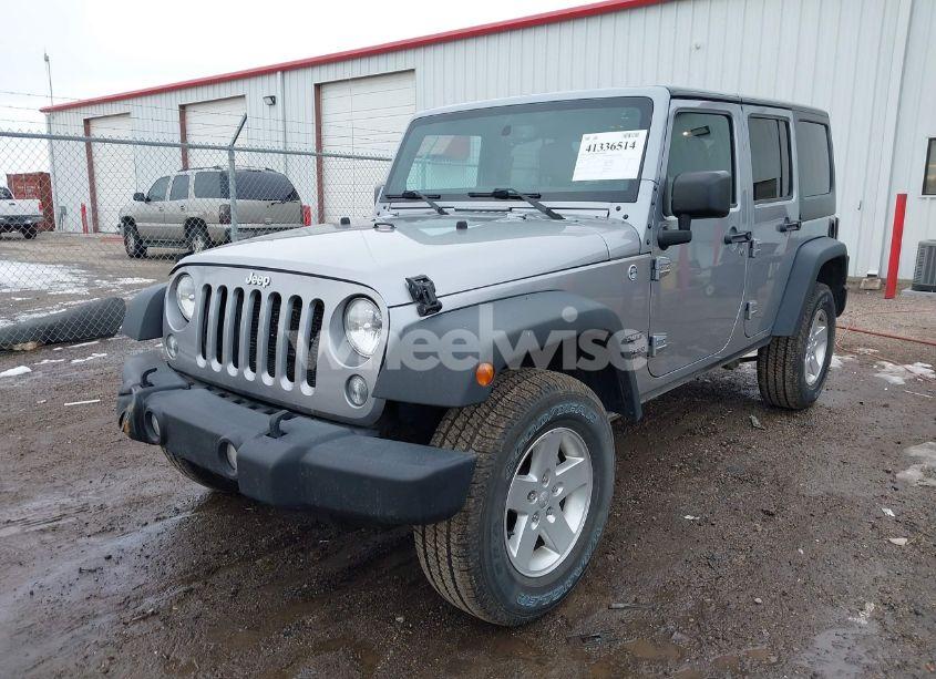 Photo 2 of 2014 Jeep Wrangler UNLIMITED SPORT (VIN 1C4BJWDG9EL313957)