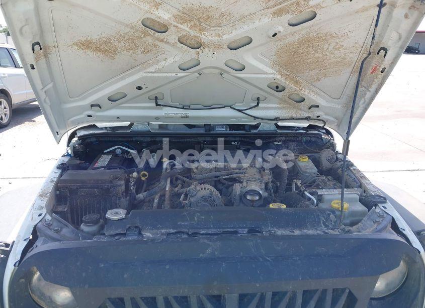 Photo 10 of 2015 Jeep Wrangler UNLIMITED WILLYS WHEELER (VIN 1C4BJWDG9FL543788)