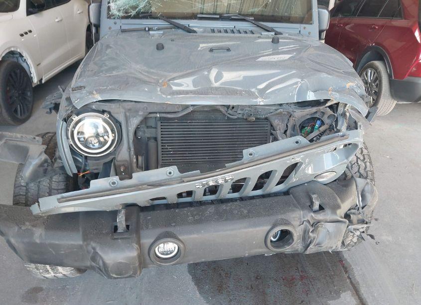 Photo 12 of 2015 Jeep Wrangler UNLIMITED SPORT (VIN 1C4BJWDG9FL619333)