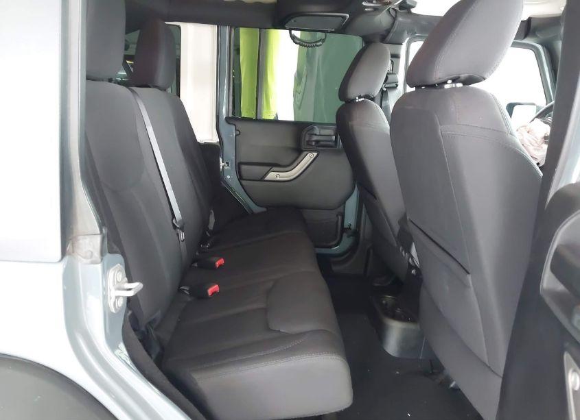 Photo 8 of 2015 Jeep Wrangler UNLIMITED SPORT (VIN 1C4BJWDG9FL619333)