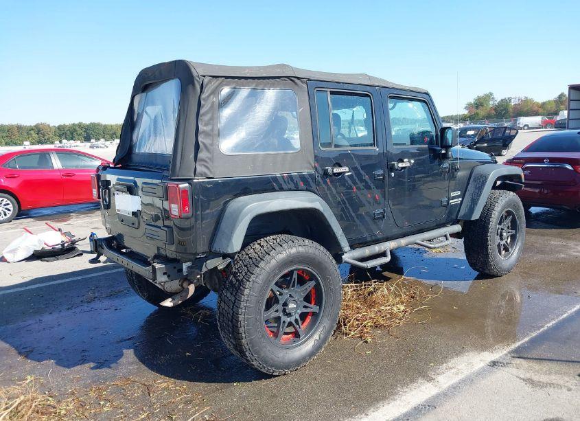 Photo 4 of 2015 Jeep Wrangler UNLIMITED SPORT (VIN 1C4BJWDG9FL641042)