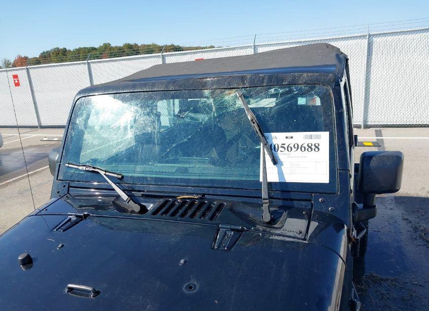 Photo 6 of 2015 Jeep Wrangler UNLIMITED SPORT (VIN 1C4BJWDG9FL641042)