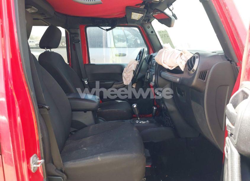 Photo 5 of 2015 Jeep Wrangler UNLIMITED SPORT (VIN 1C4BJWDG9FL750505)