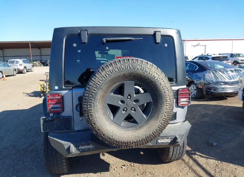 Photo 16 of 2015 Jeep Wrangler UNLIMITED SPORT (VIN 1C4BJWDG9FL766719)