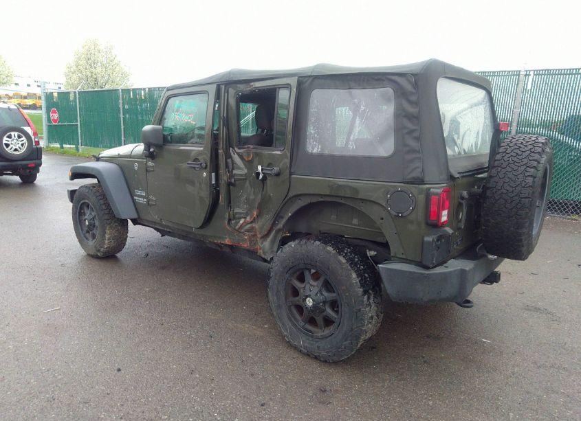 Photo 3 of 2016 Jeep Wrangler UNLIMITED SPORT (VIN 1C4BJWDG9GL113101)