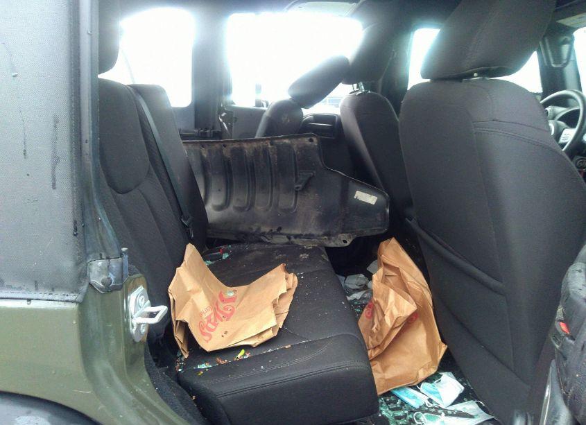 Photo 8 of 2016 Jeep Wrangler UNLIMITED SPORT (VIN 1C4BJWDG9GL113101)