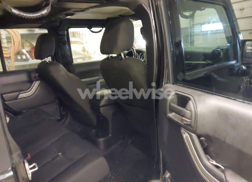 Photo 8 of 2016 Jeep Wrangler UNLIMITED WILLYS WHEELER (VIN 1C4BJWDG9GL114359)