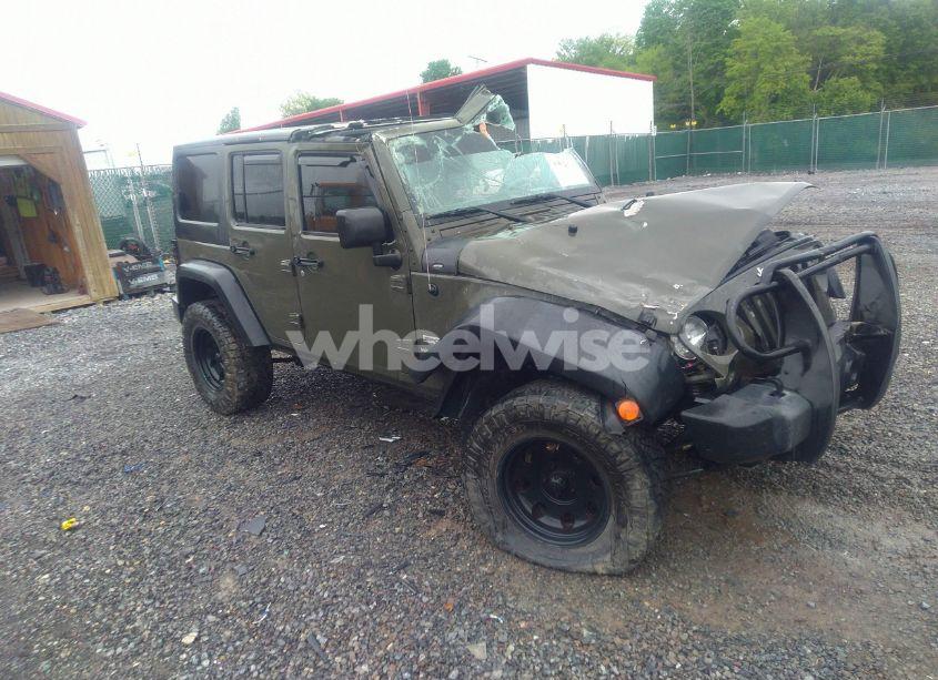 2016 Jeep Wrangler UNLIMITED SPORT (VIN 1C4BJWDG9GL115057) main photo