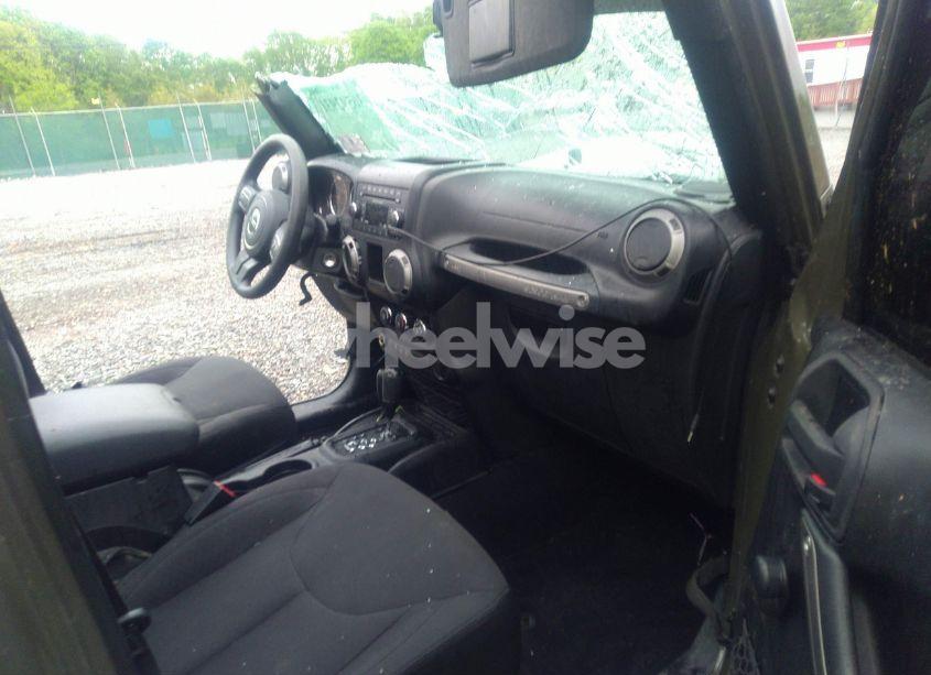 Photo 5 of 2016 Jeep Wrangler UNLIMITED SPORT (VIN 1C4BJWDG9GL115057)