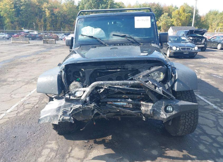 Photo 12 of 2016 Jeep Wrangler UNLIMITED SPORT (VIN 1C4BJWDG9GL123062)