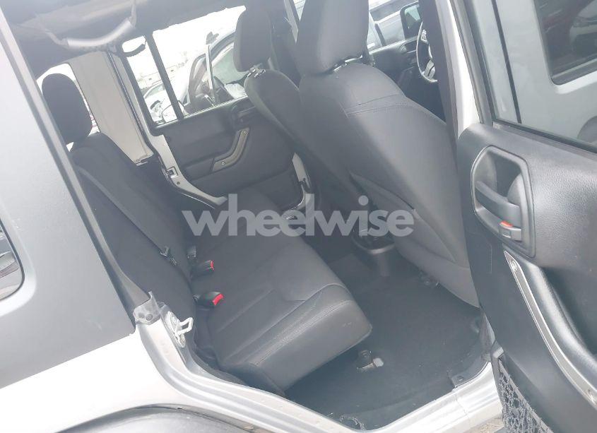 Photo 8 of 2016 Jeep Wrangler UNLIMITED SPORT (VIN 1C4BJWDG9GL171211)