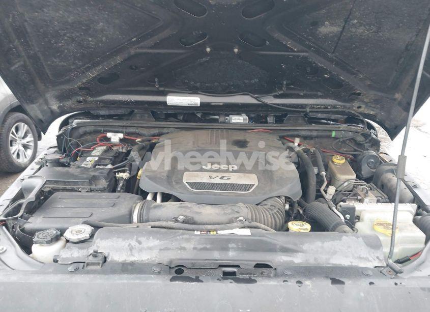 Photo 10 of 2016 Jeep Wrangler UNLIMITED SPORT (VIN 1C4BJWDG9GL242245)