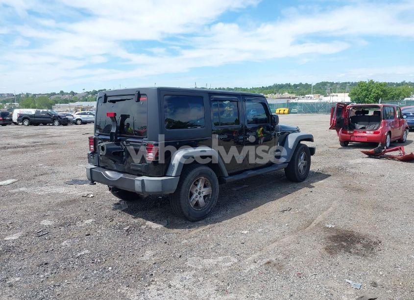 Photo 4 of 2016 Jeep Wrangler UNLIMITED SPORT (VIN 1C4BJWDG9GL292093)