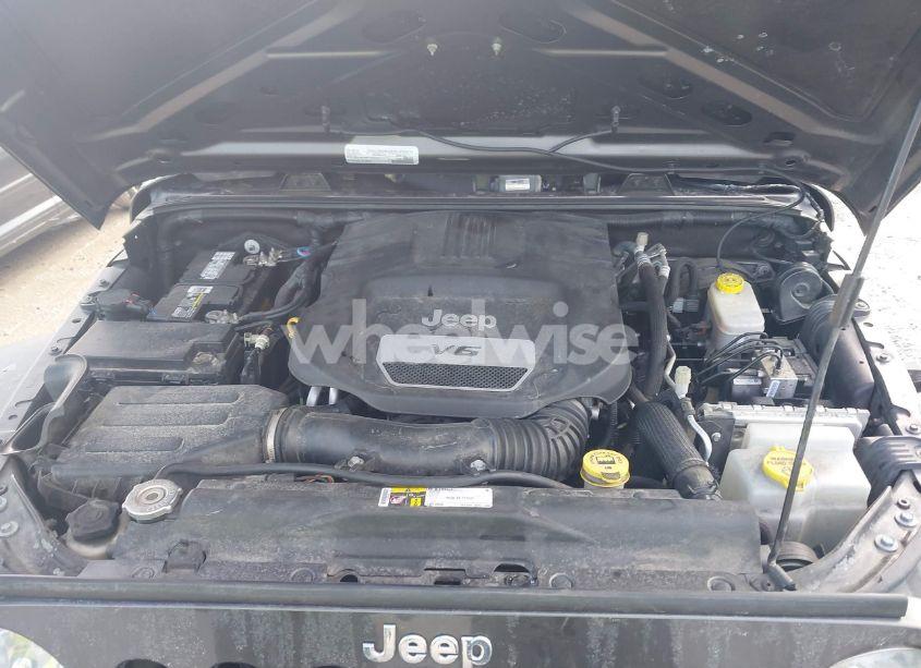 Photo 10 of 2016 Jeep Wrangler UNLIMITED SPORT (VIN 1C4BJWDG9GL335637)