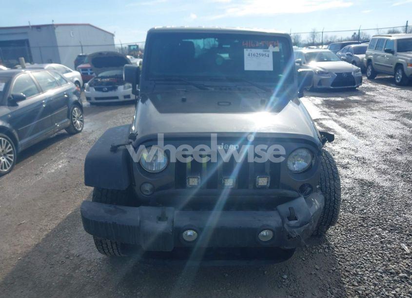 Photo 12 of 2016 Jeep Wrangler UNLIMITED SPORT (VIN 1C4BJWDG9GL335637)