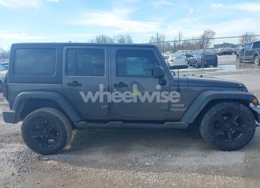 Photo 13 of 2016 Jeep Wrangler UNLIMITED SPORT (VIN 1C4BJWDG9GL335637)