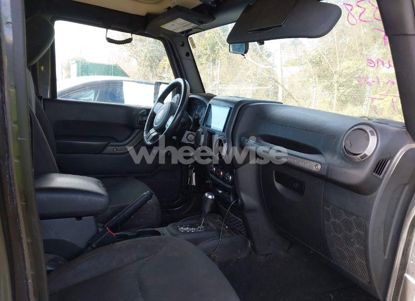 Photo 5 of 2017 Jeep Wrangler UNLIMITED WILLY WHEELER 4X4 (VIN 1C4BJWDG9HL516691)