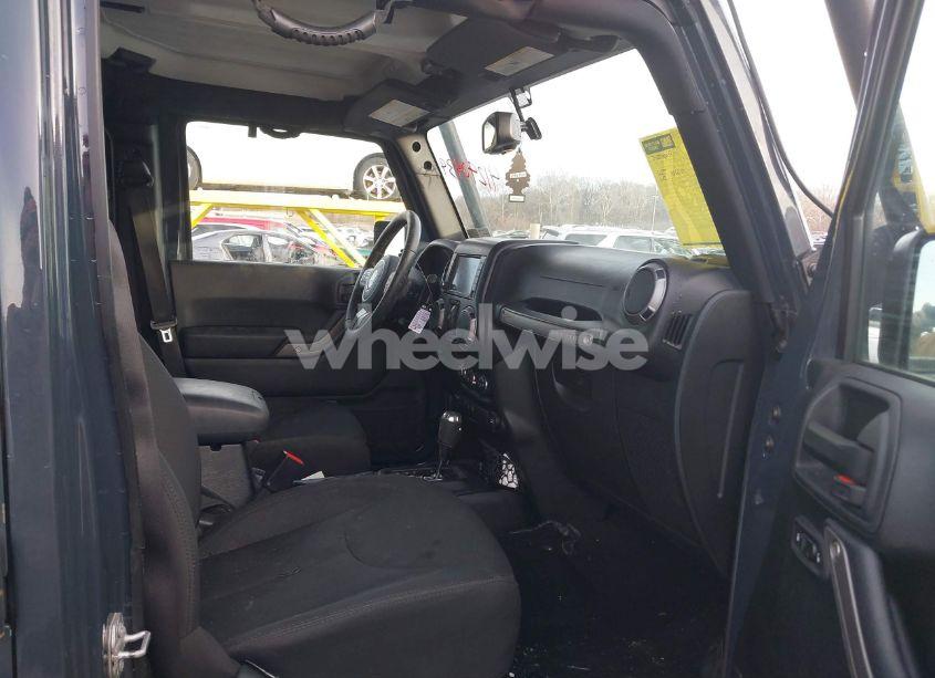 Photo 5 of 2017 Jeep Wrangler UNLIMITED WILLY WHEELER 4X4 (VIN 1C4BJWDG9HL524306)