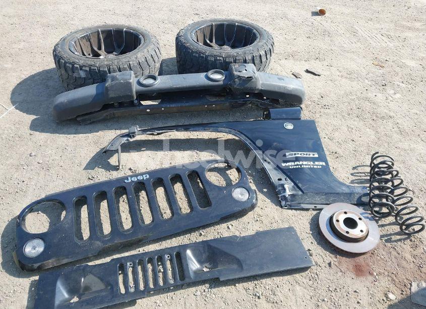 Photo 12 of 2017 Jeep Wrangler UNLIMITED SPORT 4X4 (VIN 1C4BJWDG9HL530123)