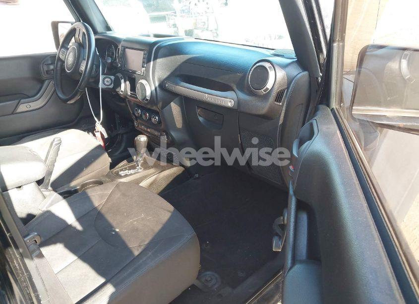 Photo 5 of 2017 Jeep Wrangler UNLIMITED SPORT 4X4 (VIN 1C4BJWDG9HL530123)