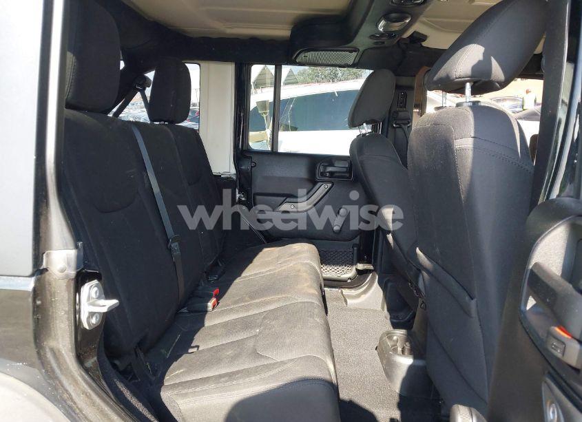 Photo 8 of 2017 Jeep Wrangler UNLIMITED SPORT 4X4 (VIN 1C4BJWDG9HL530123)