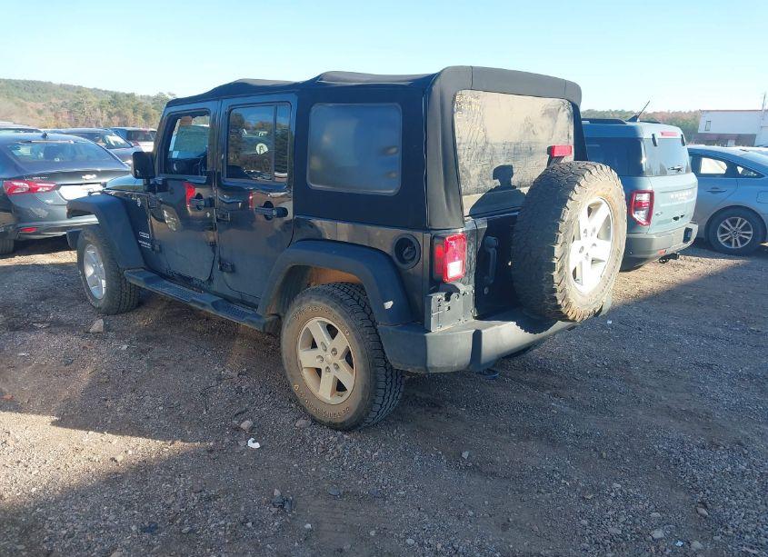 Photo 3 of 2017 Jeep Wrangler UNLIMITED SPORT 4X4 (VIN 1C4BJWDG9HL554745)