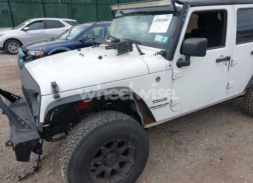 Photo 6 of 2017 Jeep Wrangler UNLIMITED SPORT 4X4 (VIN 1C4BJWDG9HL671323)